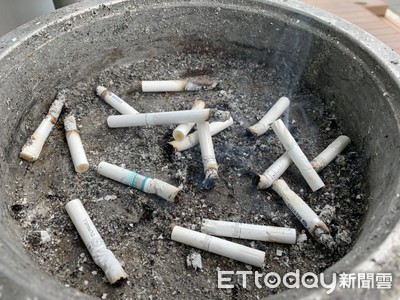 陽台抽菸沒用！醫揭「三手菸超黏毒性」飄數年　95%童手染尼古丁
