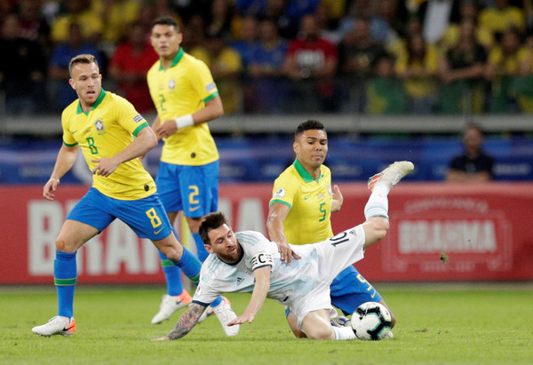 ▲▼  美洲盃四強賽，巴西vs 阿根廷          。（圖／路透）