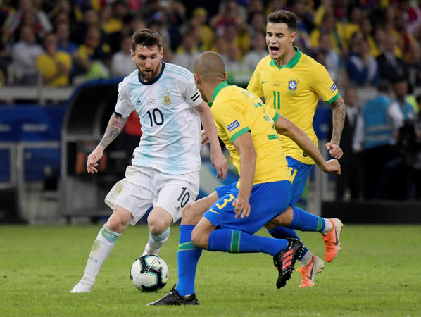 ▲▼  美洲盃四強賽，巴西vs 阿根廷          。（圖／路透）