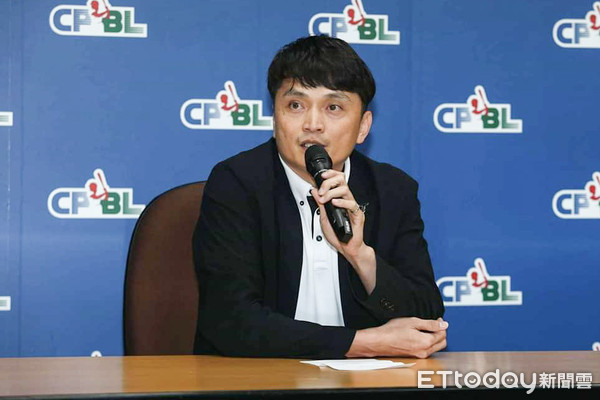 ▲中職秘書長馮勝賢回應Lamigo球隊轉賣事宜。（圖／記者林敬旻攝） 