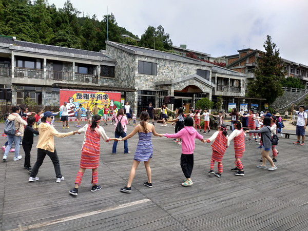 ▲▼7月6日、13日上午，太平山「泰雅藝術季」讓遊客體驗原民文化。（圖／羅林管處提供，下同）