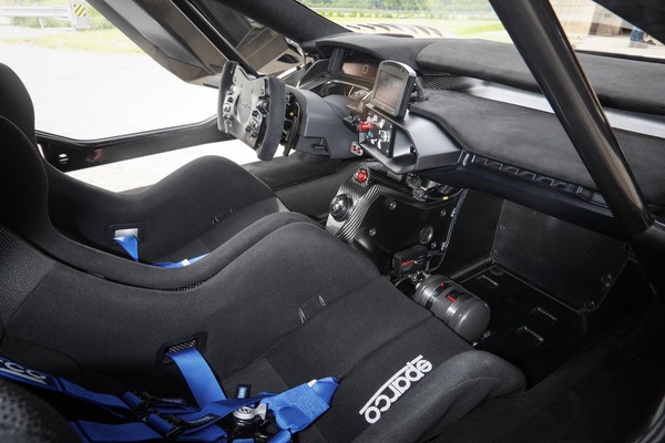 ▲700匹賽道機器  福特最強跑車「Ford GT MkII」亮相。（圖／翻攝自Ford）