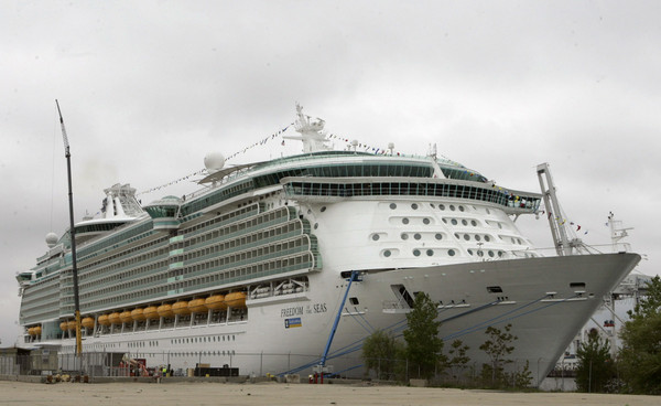 ▲▼皇家加勒比國際郵輪「海洋自由號」（Freedom of the Seas）。（圖／達志影像／美聯社）