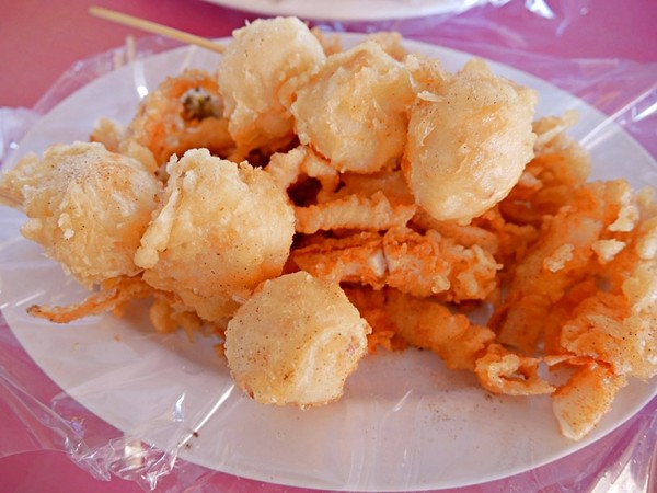 ▲台南超人氣海鮮炸物，必吃酥脆蚵嗲。（圖／viviyu小世界提供）