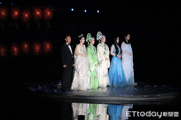 ▲遊西湖必看《最憶是杭州》　為G20特別打造的「湖上表演」。（圖／記者蔡紹堅攝）