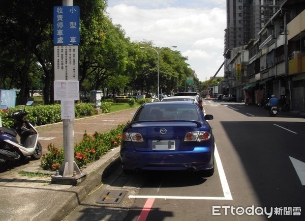 ▲忠明南路部分免費停車格遭久占。（圖／翻攝自台中市政府官網）