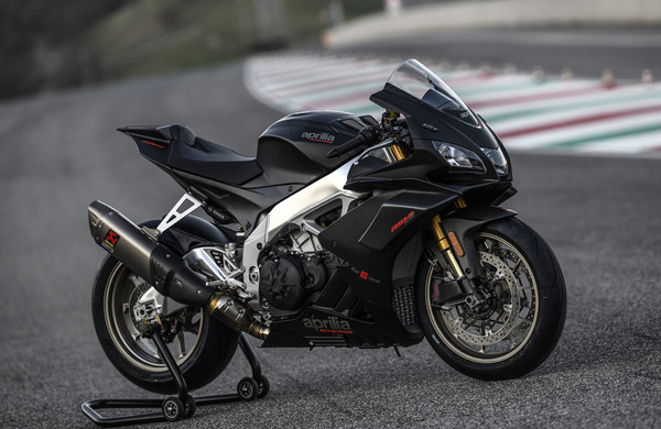 ▲圖為19年Aprilia RSV4 Factory 1100仿賽跑車。（圖／翻攝自Aprilia）