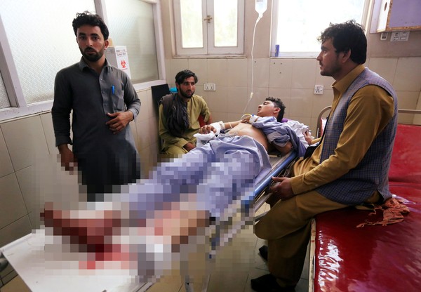 ▲▼小男孩自殺炸彈攻擊　阿富汗血色婚禮5死40傷。（圖／路透社）