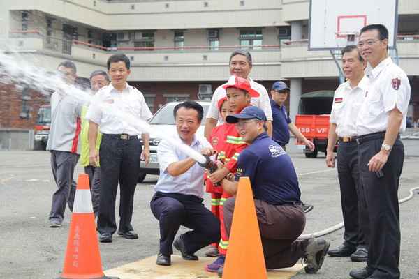 ▲▼ 嘉義縣舉辦消防夏令營，建立學童正確防災觀念。（圖／記者翁伊森翻攝，下同）