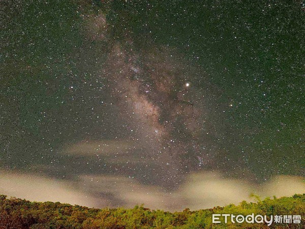 ▲全國最絢爛的親子流星雨派對，於7月13日至8月26日在屏東小墾丁渡假村盛大展開。（圖／記者陳崑福翻攝）