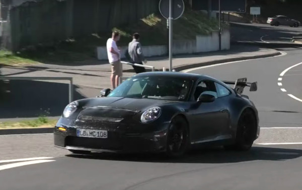 ▲保時捷新911 GT3跑車紐伯林測試。（圖／翻攝自Youtube／Carspotter Jeroen）