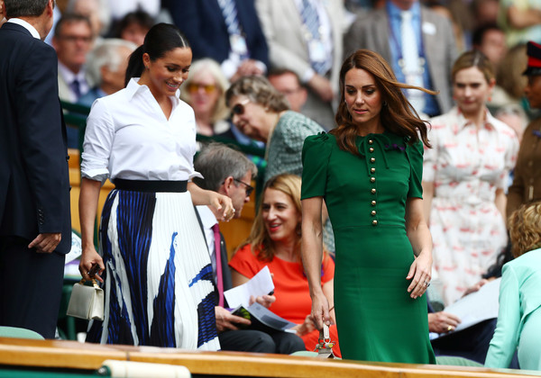 ▲王妃凱特（Kate Middleton）與梅根（Meghan Markle）13日共同參加溫布頓網球錦標賽女子單打決賽。（圖／路透）