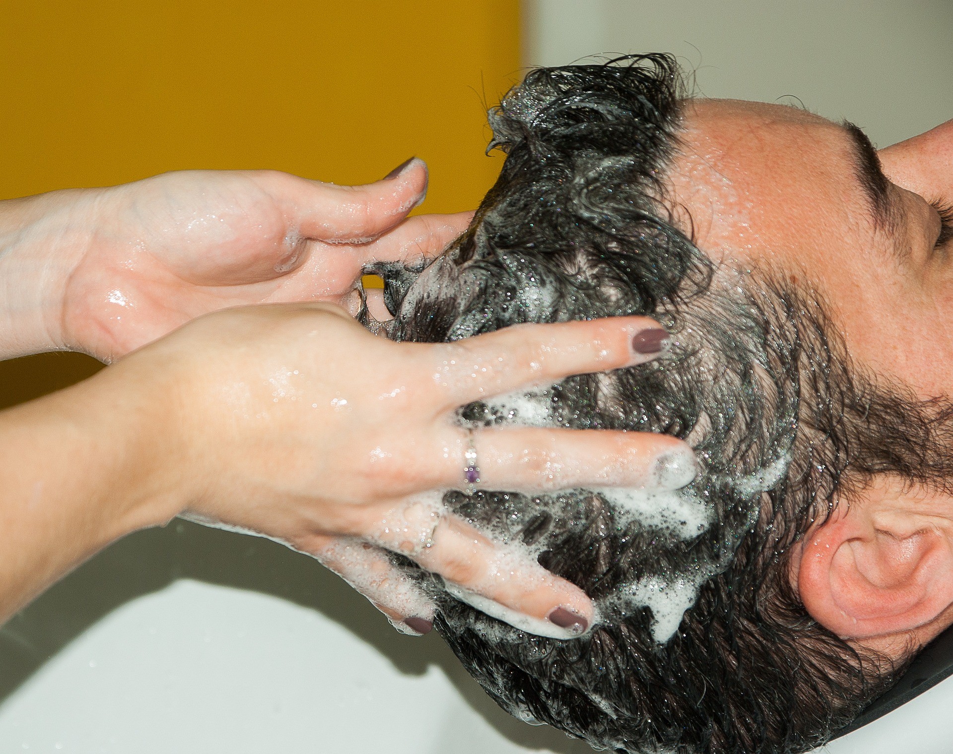 ▲洗髮,洗頭,。（圖／取自免費圖庫Pixabay）