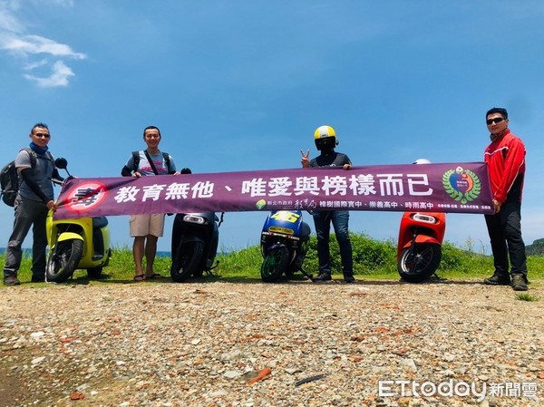 ▲▼3教官環島服務全國學生。（圖／鄭光涵教官提供）