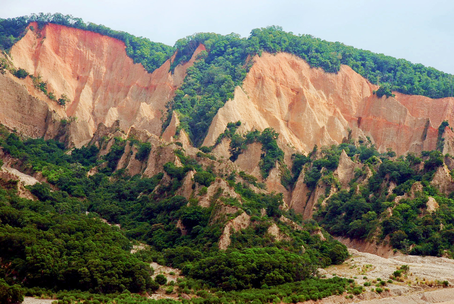 入選台灣10大地景景點火炎山。(圖／林務局提供)