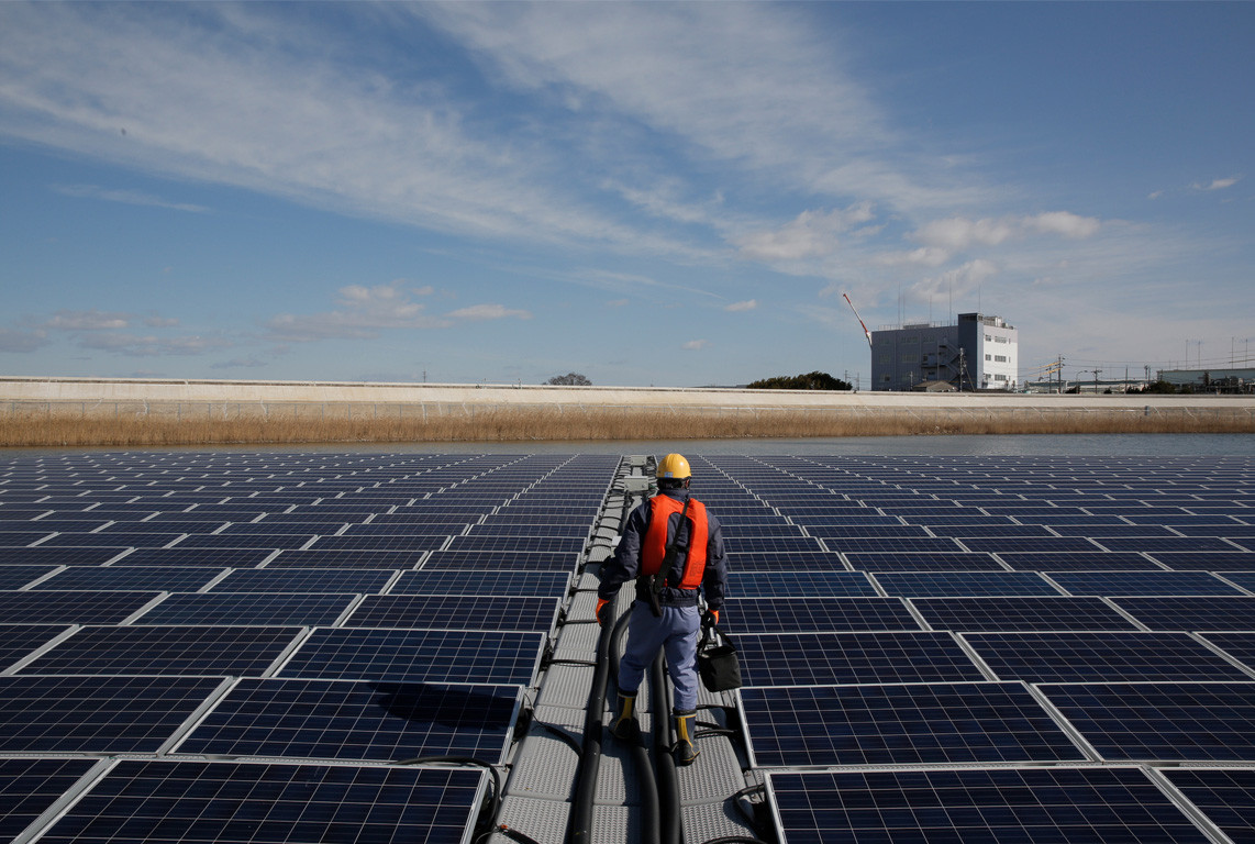 ▲Apple總部由100%可再生能源提供動力，在屋頂安裝太陽能裝置。（圖／Apple提供）