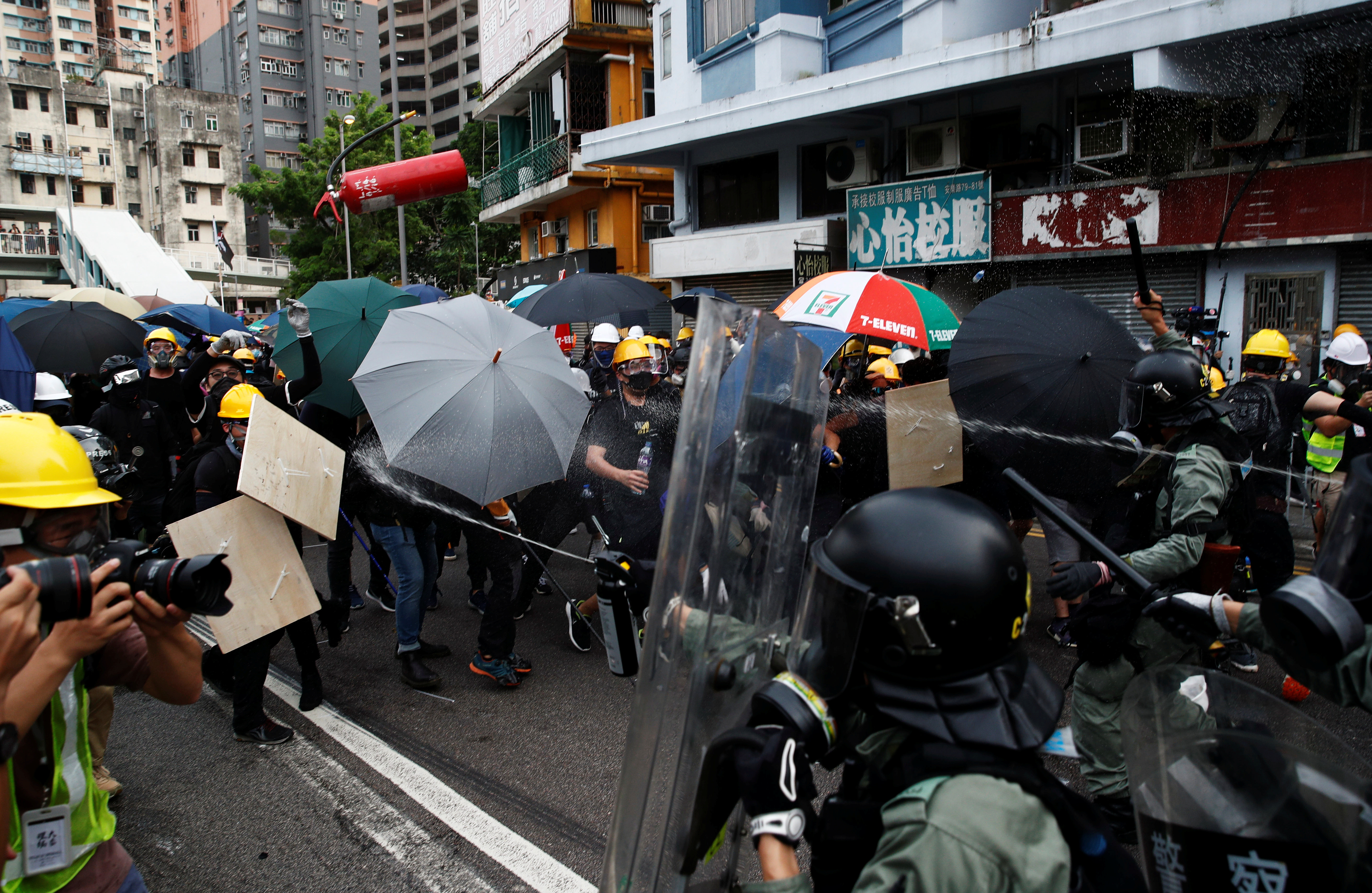 ▲▼2019/07/27，香港元朗示威衝突。（圖／路透）