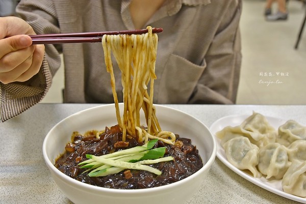 ▲▼義聚東劉家水餃。（圖／周花花提供）