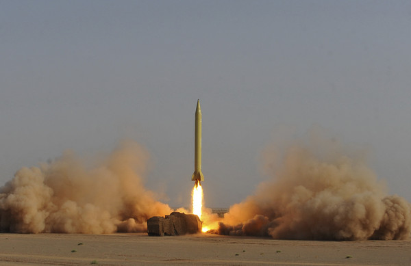 ▲▼伊朗自主研發流星3（Shahab-3）彈道飛彈。（圖／達志影像／美聯社）