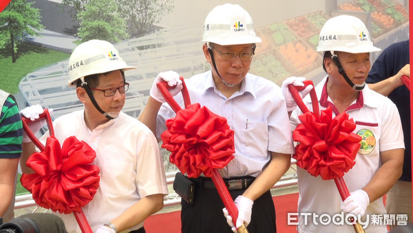 ▲▼柯文哲出席成功市場改建工程動土典禮。（圖／記者徐斌慎攝） 