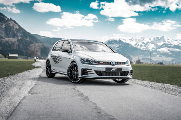 ▲ABT操刀掛保證 Golf GTI TCR馬力提升至340匹。（圖／翻攝自ABT）