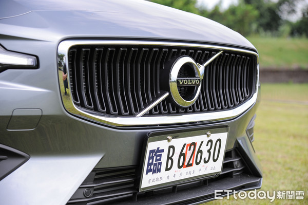 ▲Volvo V60 T4 Momentum完美旅行車試駕。（圖／記者林鼎智攝）