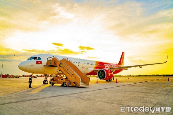 ▲越捷航空今年上半年合併營收達新台幣357億元，在越南國內航空運輸市場穩坐冠軍寶座。（圖／越捷航空提供）