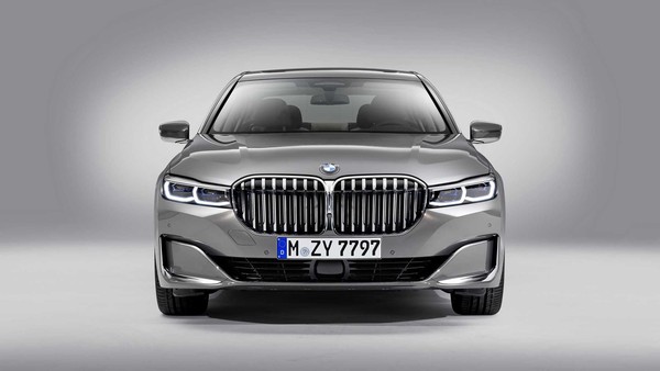 ▲最大馬力650匹！BMW將推出「大7電動版」　續航力可達700km。（圖／翻攝自BMW）