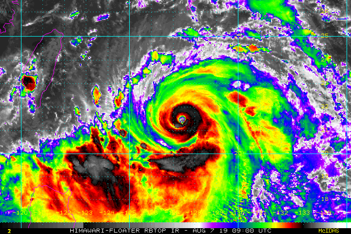 ▲▼利奇馬「最強時刻」撲台轉彎！睜眼擴大暴風圈　陸警範圍恐納台中以北。（圖／翻攝NOAA、RAMMB）