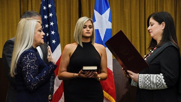 ▲▼美屬波多黎各新任總督巴斯克斯（Wanda Vázquez）宣誓就職（圖／路透）