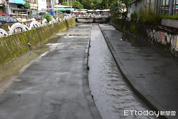 ▲南投市三塊厝排水溝將蓋停車場，屆時將多出90個汽機車停車格。（圖／南投縣政府提供）