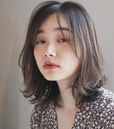 ▲及肩中長髮。（圖／FACY 提供）