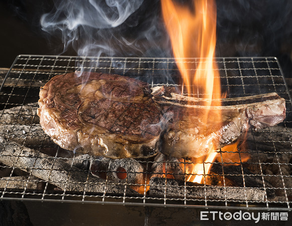 ▲樂軒迎中秋  台北與台中店皆推出燒肉管家到府服務。（圖／樂軒提供）