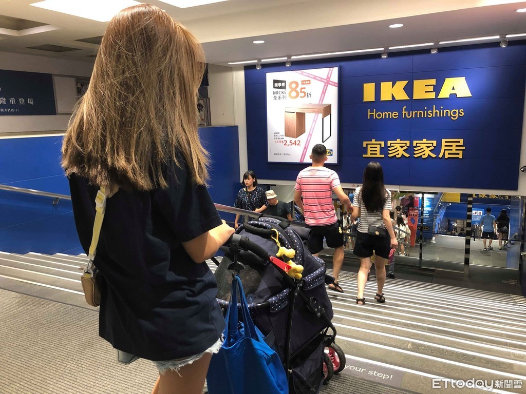 ▲▼寵物進入IKEA。（圖／記者李依融攝）