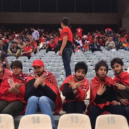▲伊朗女球迷喬裝成男性只為進場看比賽。（圖／翻攝自推特／Sobhan Hassanvand）