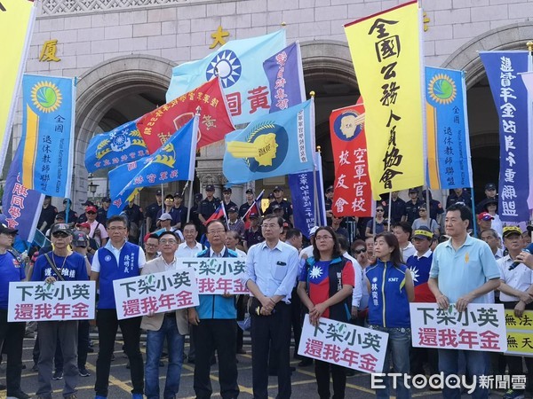 詹順貴／拿年輕人血汗錢給退休軍公教享樂　反年改全民..