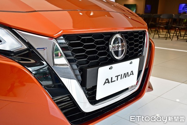 偽開箱／Nissan Altima展間直擊　好料幾乎都在129.9萬元頂規車型上了（圖／記者游鎧丞攝）