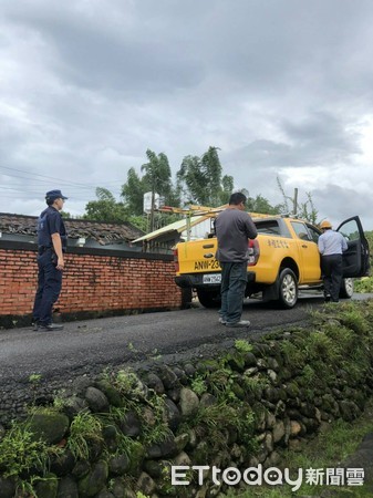 ▲「白鹿」颱風來襲期間，台南市玉井警分局全員投入防災應變，守護民眾生命財產安全。（圖／記者林悅翻攝，下同）