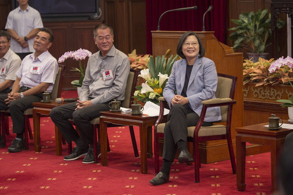 ▲▼總統蔡英文27日接見農田水利會會長暨模範水利小組組長代表。（圖／總統府提供）