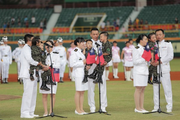 鋼鐵英雄紅不讓高雄場次　凝聚全民國防意識