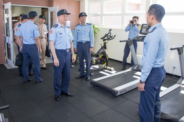 沈總長視導北部駐軍　慰勉官兵辛勞提前祝賀秋節