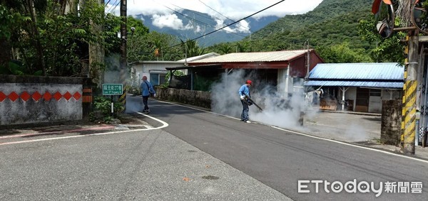 ▲▼花蓮試辦撲殺引誘推拉法來解決小黑蚊肆虐，選定花蓮市、吉安鄉共62村（里）做為小黑蚊防治示範區，並實施全面殘效性噴藥。（圖／花蓮縣政府提供）