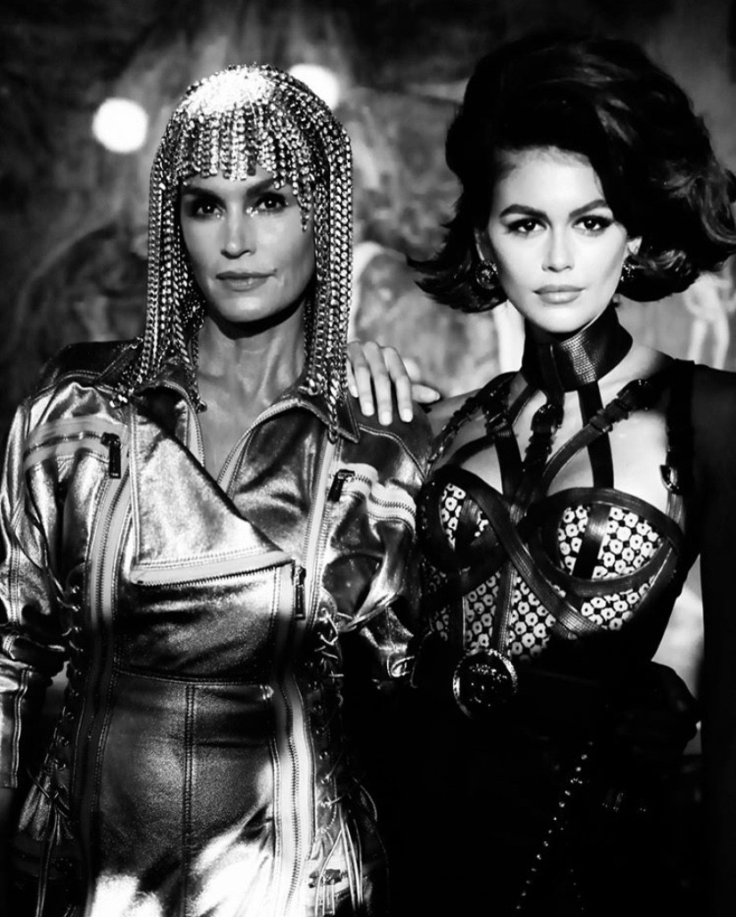 ▲▼ 辛蒂克勞馥女兒凱亞。（圖／翻攝Versace,cindycrawford,kaiagerber IG）