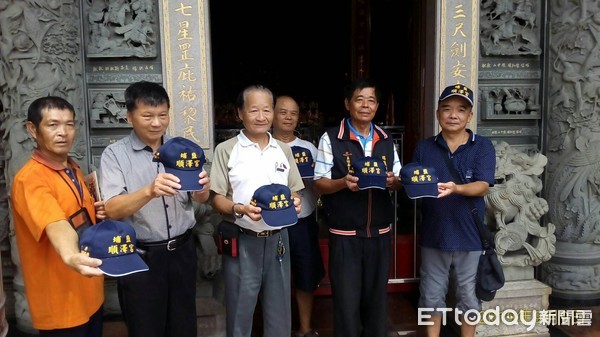 ▲埔鹽順澤宮冠軍帽爆紅。（圖／記者唐詠絮翻攝）