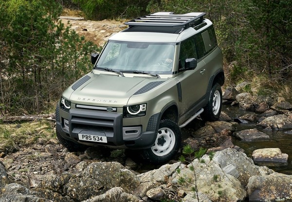 法蘭克福車展／Land Rover全新Defender高科技亮相　方正肌肉很搶眼（圖／翻攝自Land Rover）