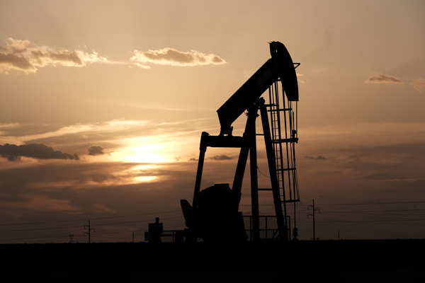 ▲沙國煉油廠遇襲後，美國原油生產商也擴大出口。（圖／路透）