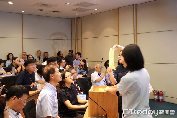 ▲▼   陽明大學合校決議投票   。（圖／陽明大學提供）