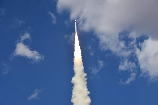 ▲「珠海一號」新一批衛星升空　為自然資源應用提供服務。（圖／翻攝人民日報）