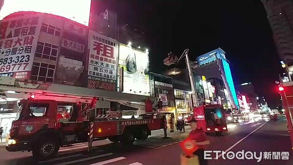 ▲▼出租機車店火警             。（圖／記者洪正達翻攝）