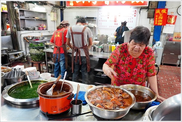 ▲▼  山河魯肉飯 。（圖／大口老師的走跳學堂）